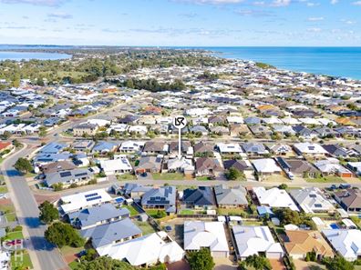 7 Lutea Road, Halls Head WA 6210