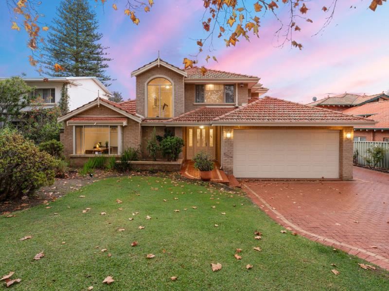 54 Tweeddale Road, Applecross