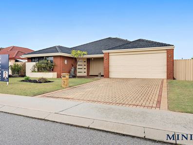 8 Gaffin Road, Byford WA 6122