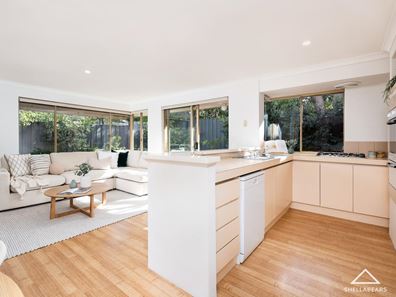 15 Myera Street, Swanbourne WA 6010