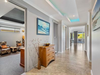 36 Lakeway Retreat, Dawesville WA 6211