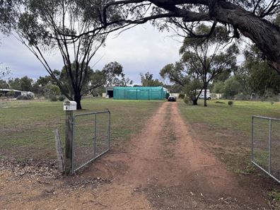 6 Cardwell Road, York WA 6302