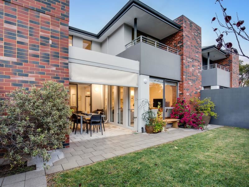 6/57 Needlewood Road, Churchlands WA 6018
