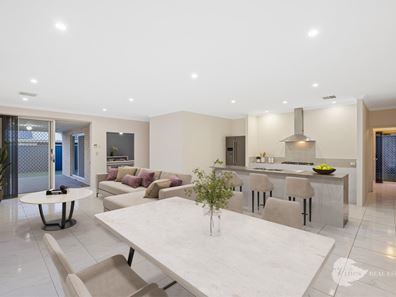 34 Magenta Crescent, Baldivis WA 6171