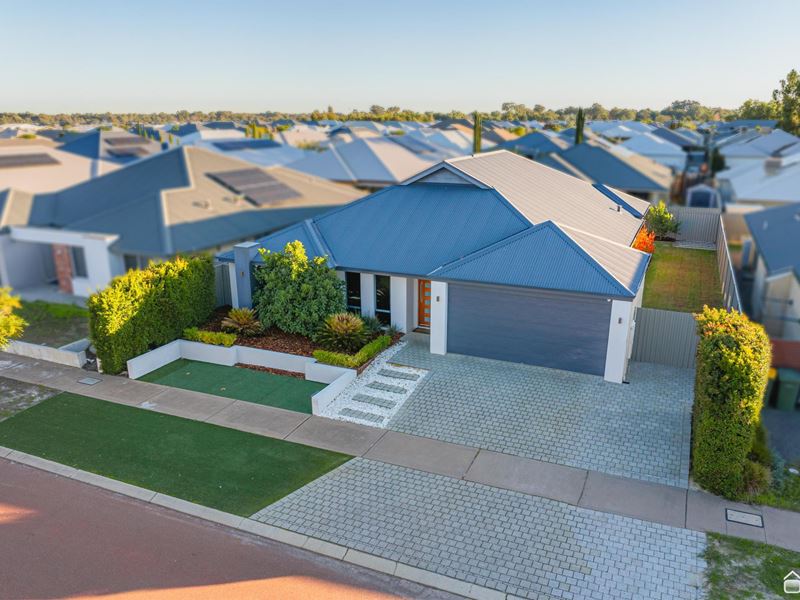 13 Cauthern Grove, Byford WA 6122