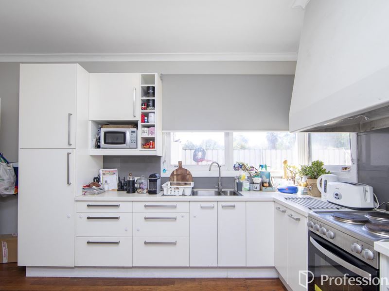 119 Hale Road, Forrestfield WA 6058