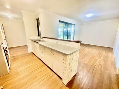16 Littlefair Drive, Withers WA 6230