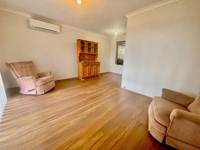 16 Littlefair Drive, Withers WA 6230