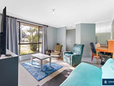 33 Storey Road, Thornlie WA 6108