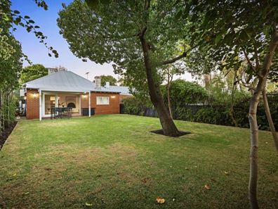 5 Megalong Street, Nedlands WA 6009
