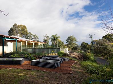 22 Struthers St, Nannup WA 6275