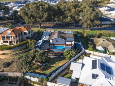 36 Madora Beach Road, Madora Bay WA 6210