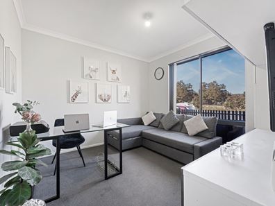34 Canopy Circuit, Forrestfield WA 6058