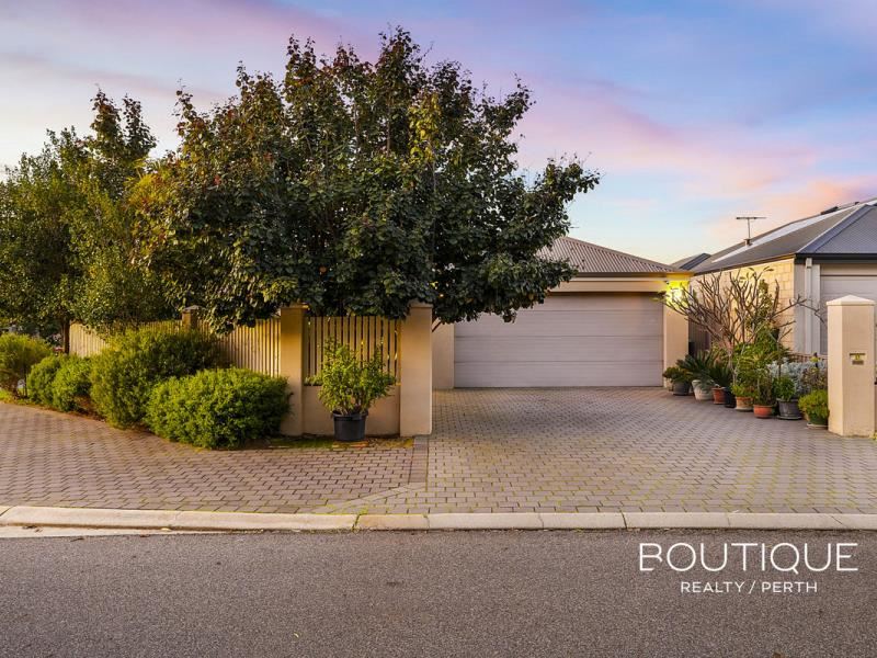 27 Pompei Crescent, Stirling WA 6021