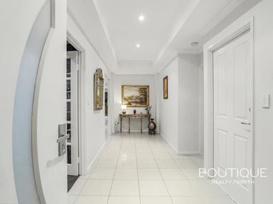 27 Pompei Crescent, Stirling WA 6021