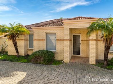 7/24 Bickley Road, Cannington WA 6107