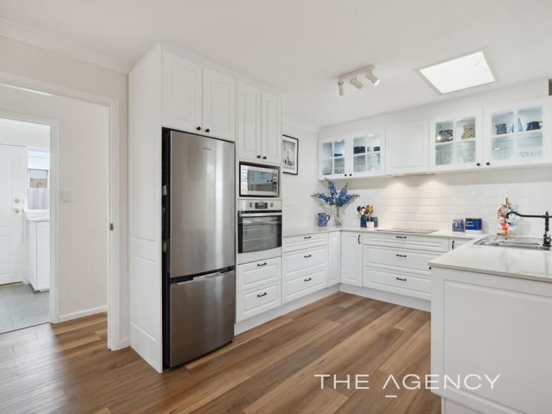 1 Hawick Court, Warwick