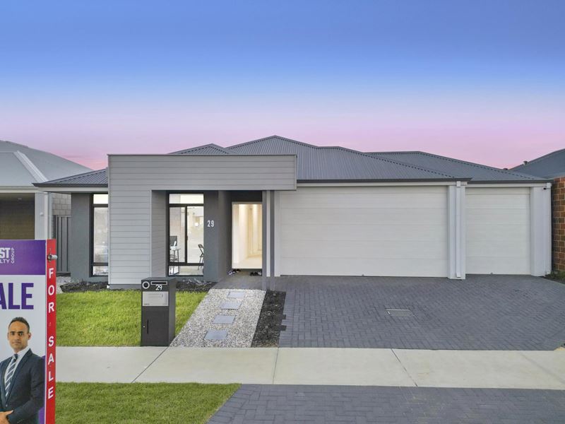 29 Swaledale Parade, Haynes WA 6112
