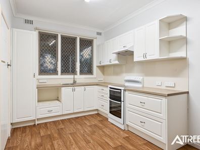 233 Winterfold Road, Coolbellup WA 6163