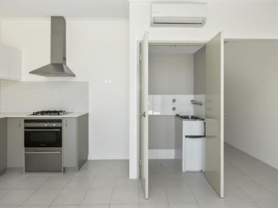 251 Camborne Parkway, Butler WA 6036