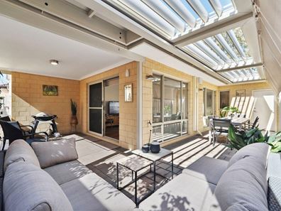 10 Leece Place, Booragoon WA 6154