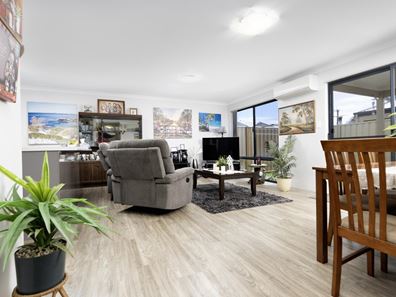 3/212 Place Road, Wonthella WA 6530