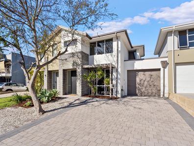 50 Middleton Loop, Meadow Springs WA 6210