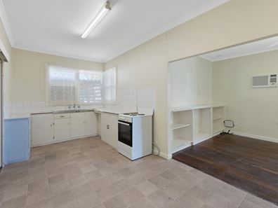 2 Hovea Street, Rangeway WA 6530