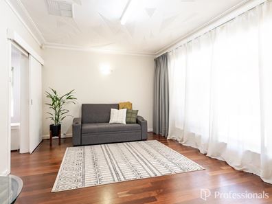 40 Lilian Road, Maida Vale WA 6057