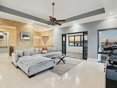 9 Royal James Court, Quinns Rocks WA 6030