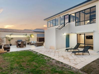 9 Royal James Court, Quinns Rocks WA 6030
