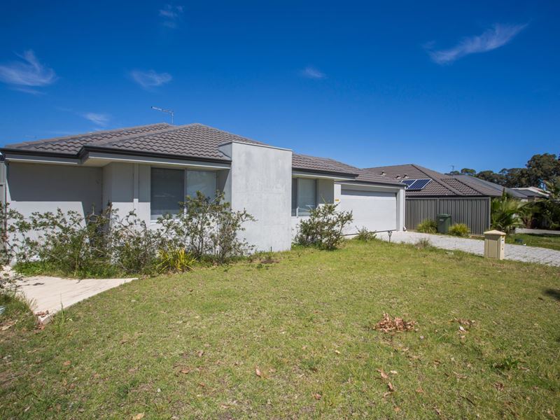 5 Dursley Street, Wellard WA 6170