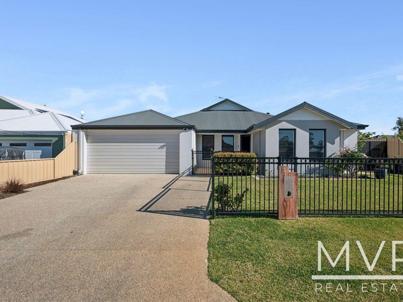 2 Atkins Parade, Hammond Park WA 6164
