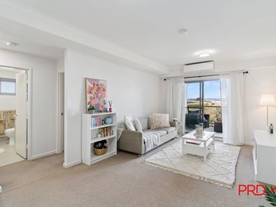 34/1 Kentucky Court, Cockburn Central WA 6164