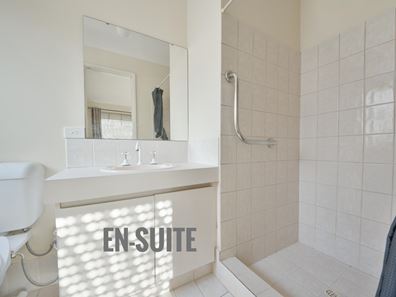 8 Jersey Way, Waikiki WA 6169