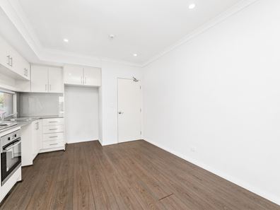4/29 Spring Avenue, Midland WA 6056