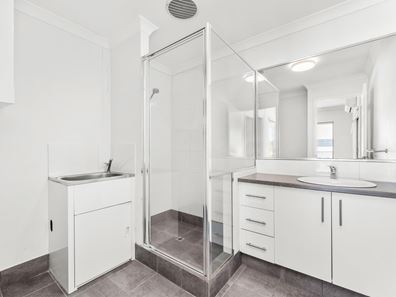 4/29 Spring Avenue, Midland WA 6056
