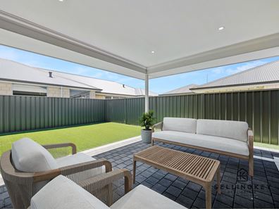 31 Churchill Chase, Hilbert WA 6112