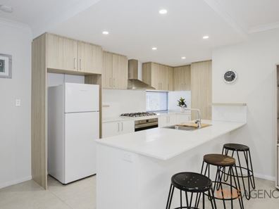 1/14 Camberwarra Drive, Craigie WA 6025