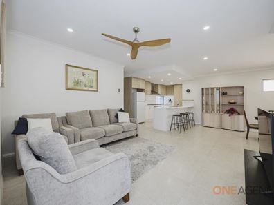 1/14 Camberwarra Drive, Craigie WA 6025