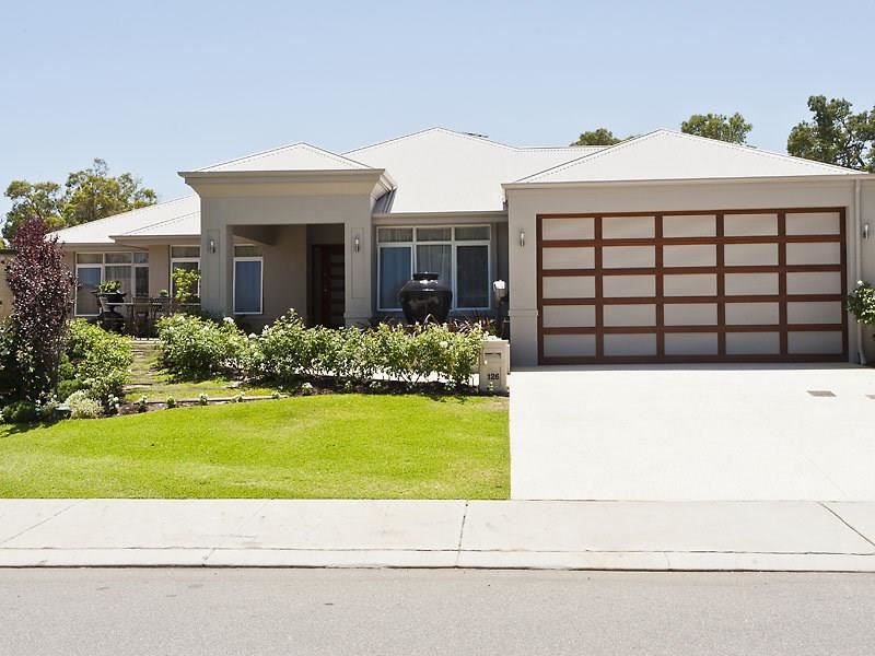 126 Roxburghe Drive, The Vines WA 6069