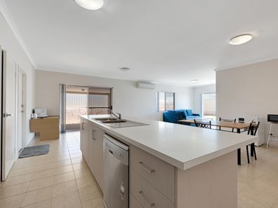 36 Oyster Cove, Sunset Beach WA 6530