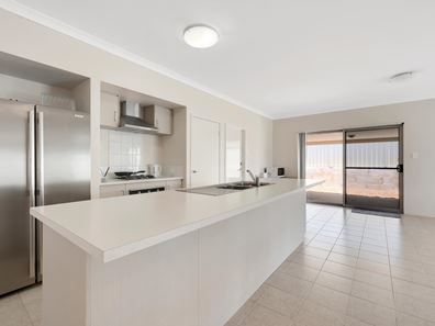 36 Oyster Cove, Sunset Beach WA 6530