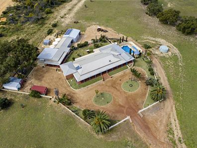350 David  Road, Waggrakine WA 6530