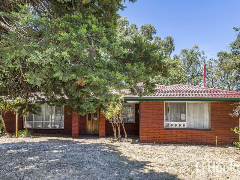 12 Alistair Street, Huntingdale WA 6110