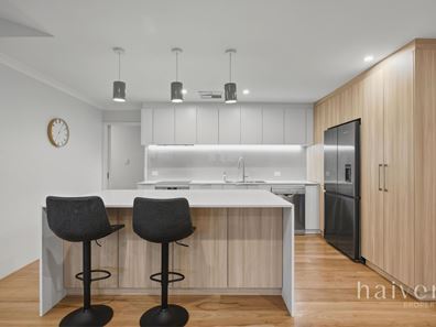 53 McKivett Crescent, Leeming WA 6149