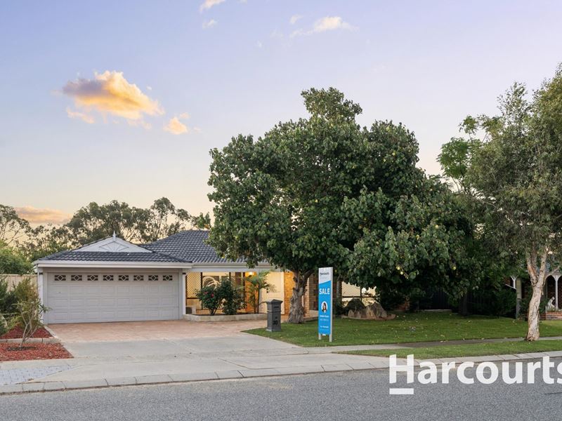 30 Glencoe Loop, Kinross