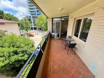 13/6 Kintail Road, Applecross WA 6153
