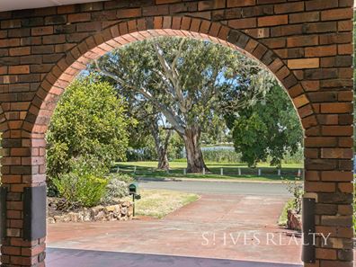14 Blackbutt Road, Woodlands WA 6018