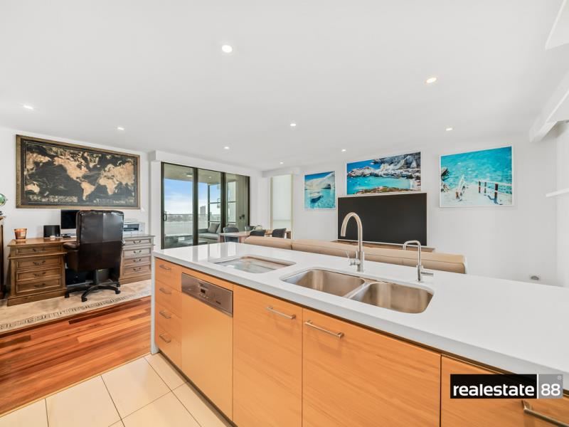 99/90 Terrace Road, East Perth